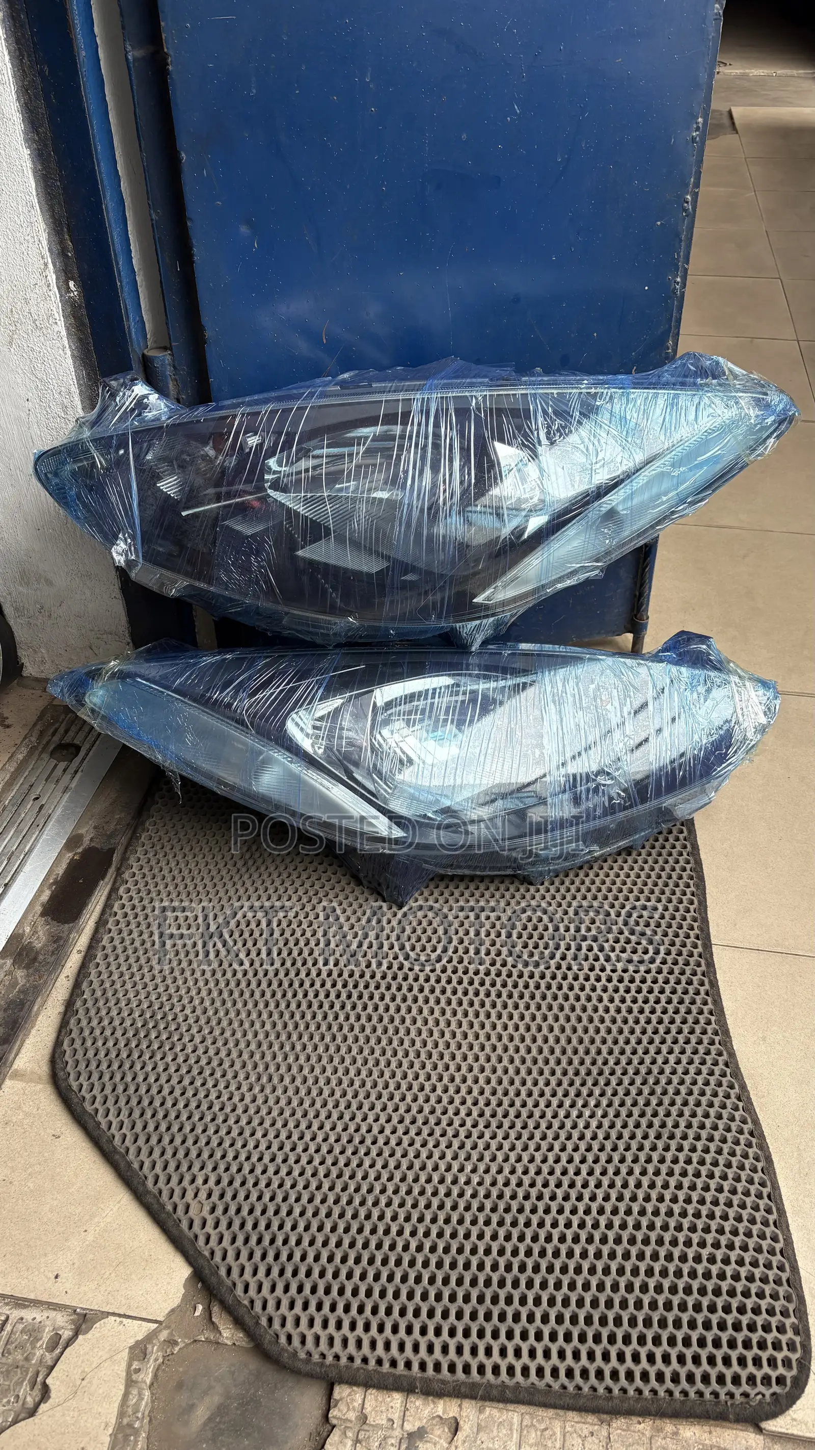 Mazda2 Demio Headlight 2006,2007,2008,2009,2010,2011,2012,
