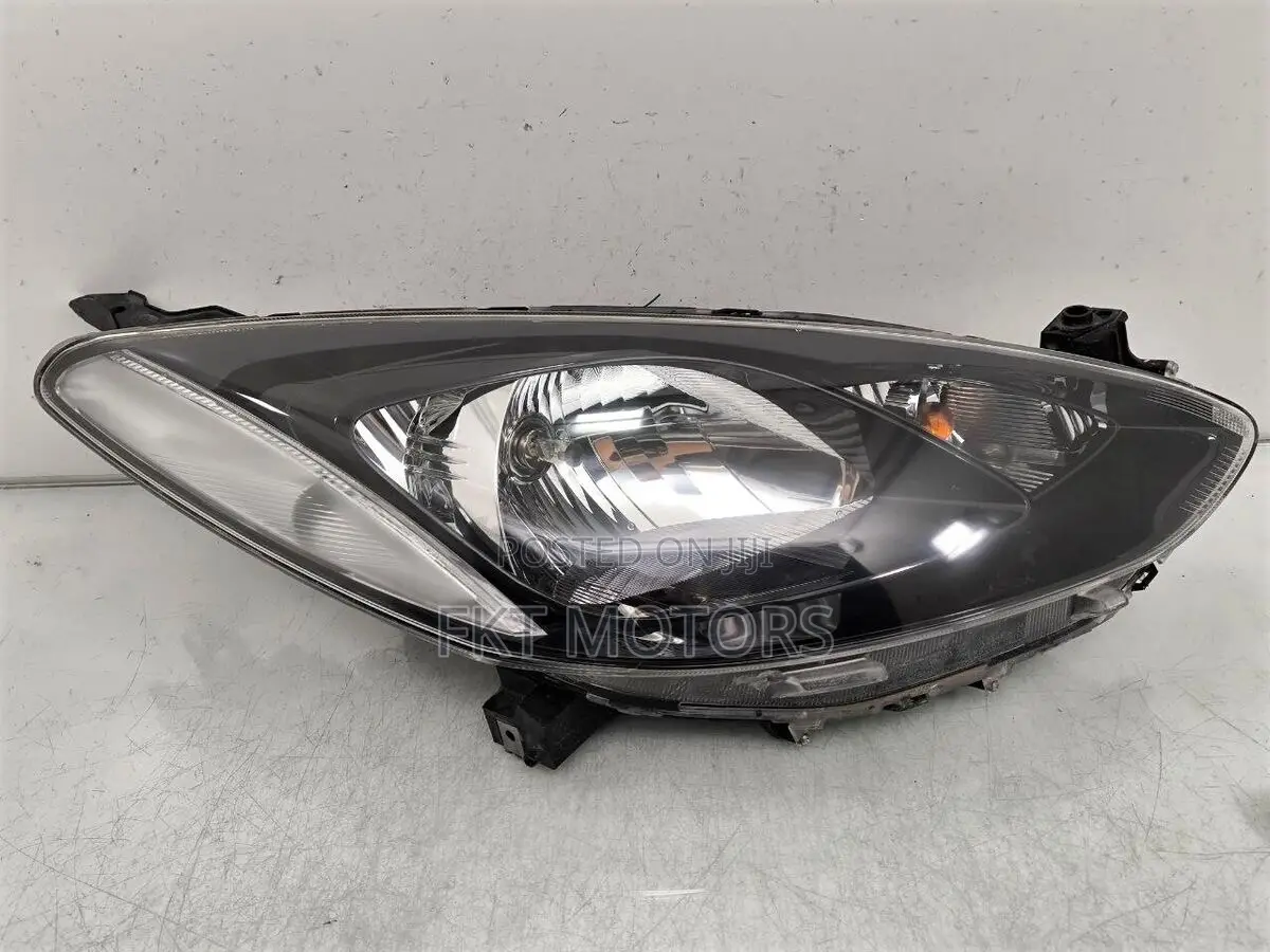 Mazda2 Demio Headlight 2006,2007,2008,2009,2010,2011,2012,