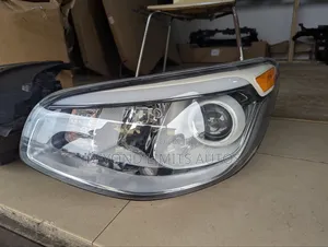 Kia Soul 2012,2013,2014,2015,2016,2017,2018 Headlight/ Light