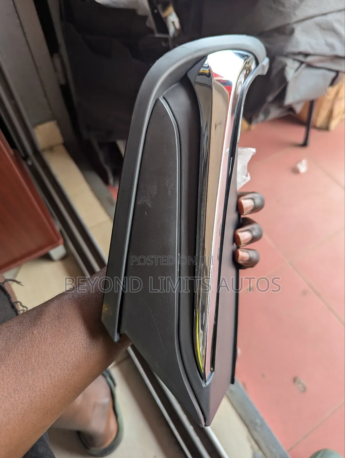 Honda Accord 2018,2019,2020,2021,22 Exhaust Cover/ Moulding