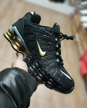 Air Nike Shox Max Black Gold
