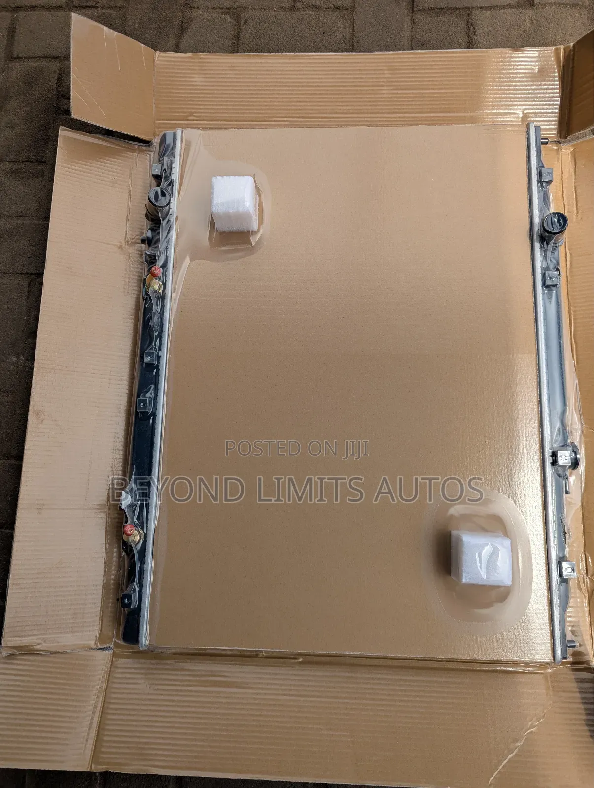 Honda Ridgeline 2007,2008,2009,2010,2011,2012 Radiator/Tank