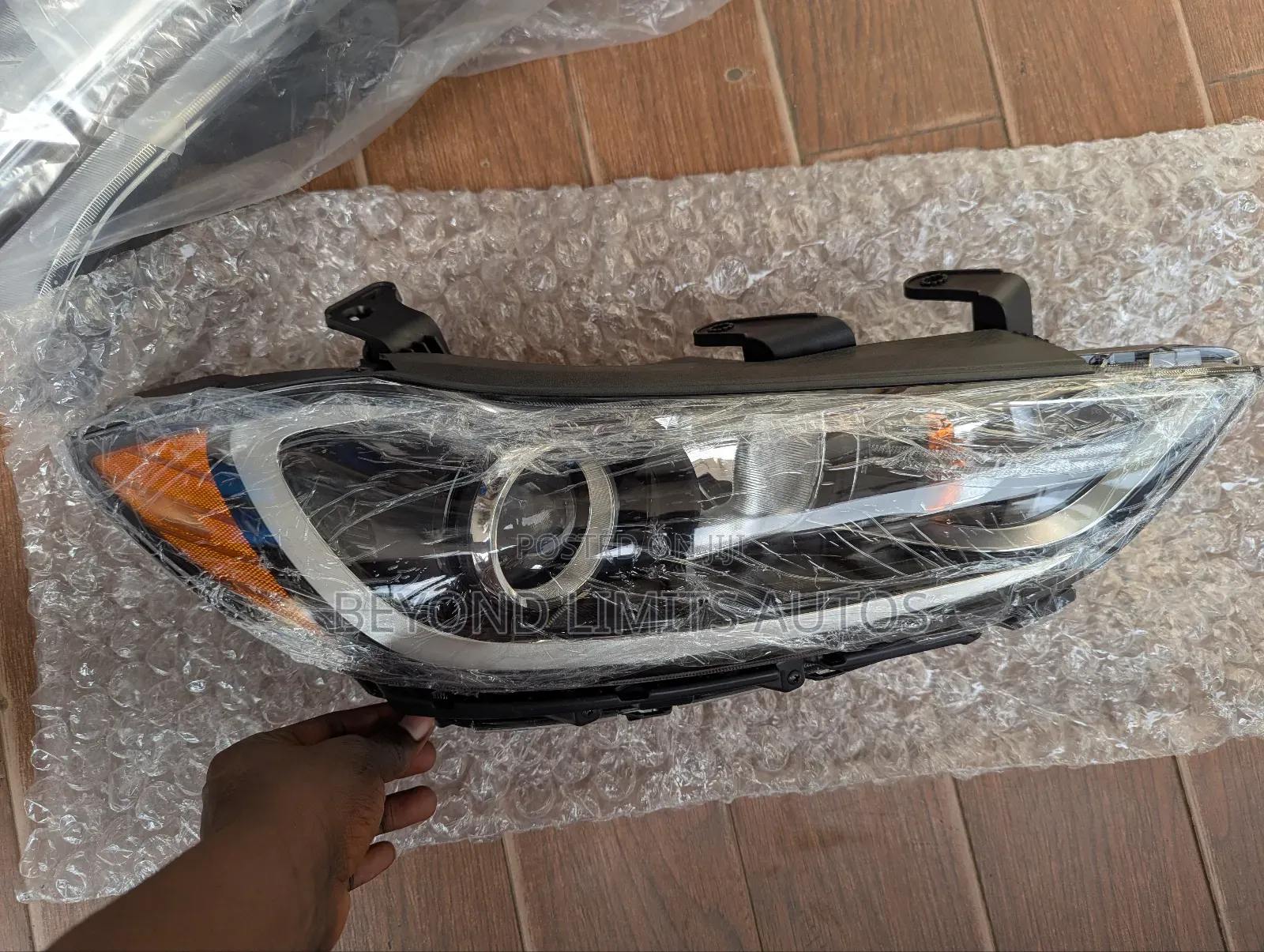 Hyundai Elantra 2017,2018 Headlight Brand New