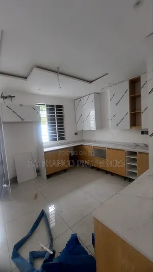 4bdrm House in Kg Franco Properties, Spintex for sale