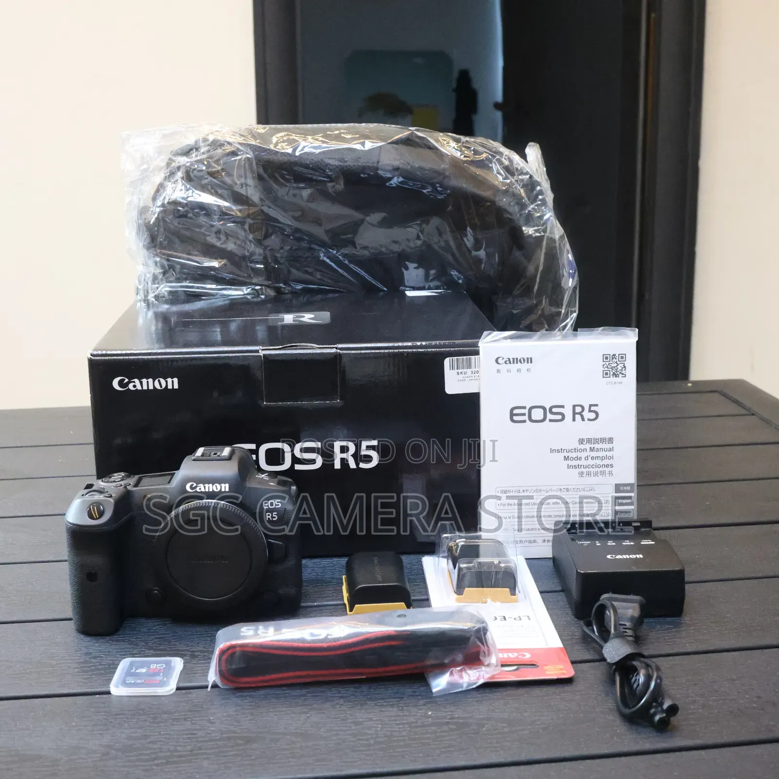 Canon Eos R5 // Like New // 8 Months Warranty Included