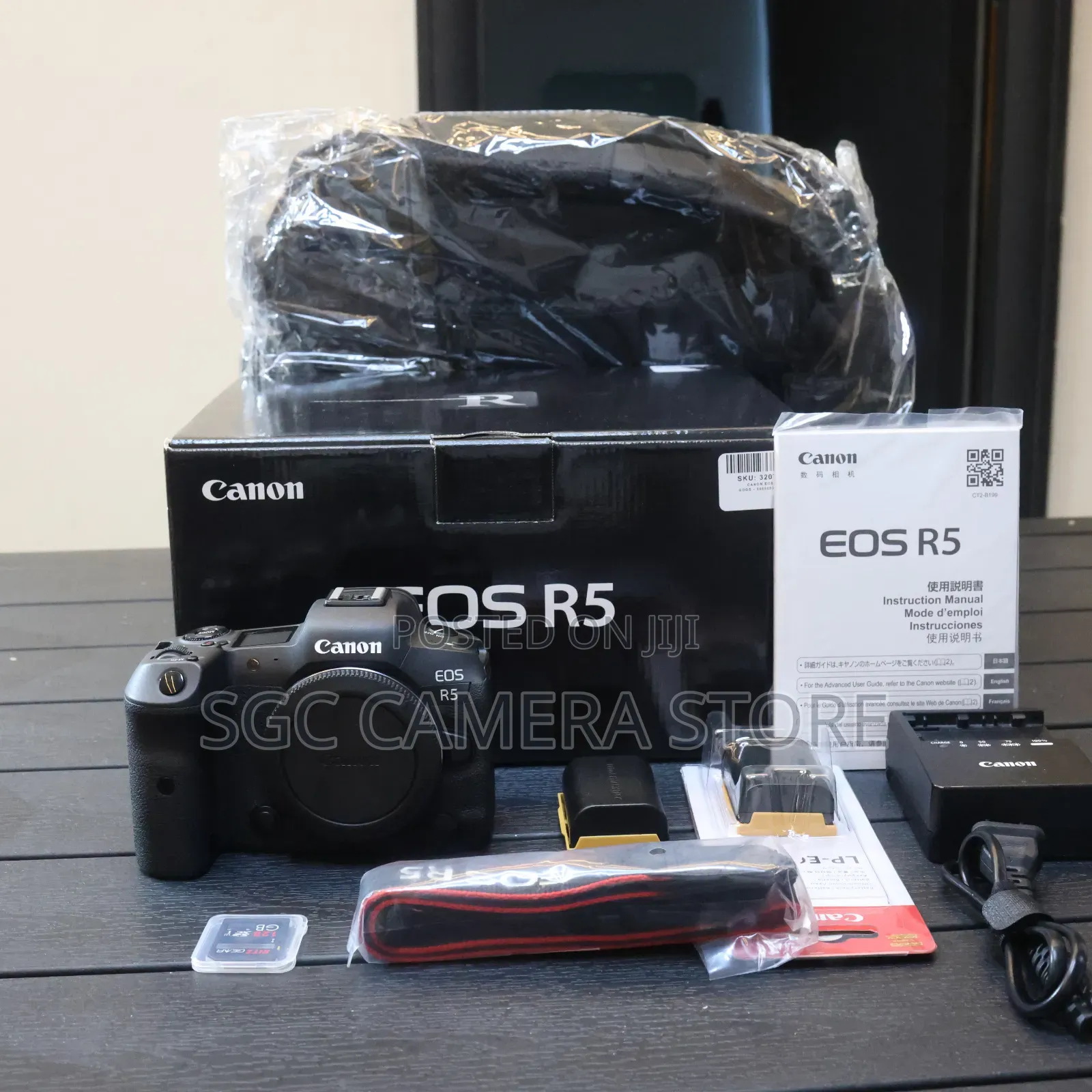 Canon Eos R5 // Like New // 8 Months Warranty Included