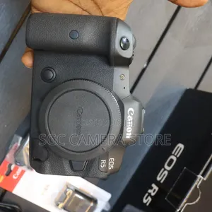 Canon Eos R5 // Like New // 8 Months Warranty Included