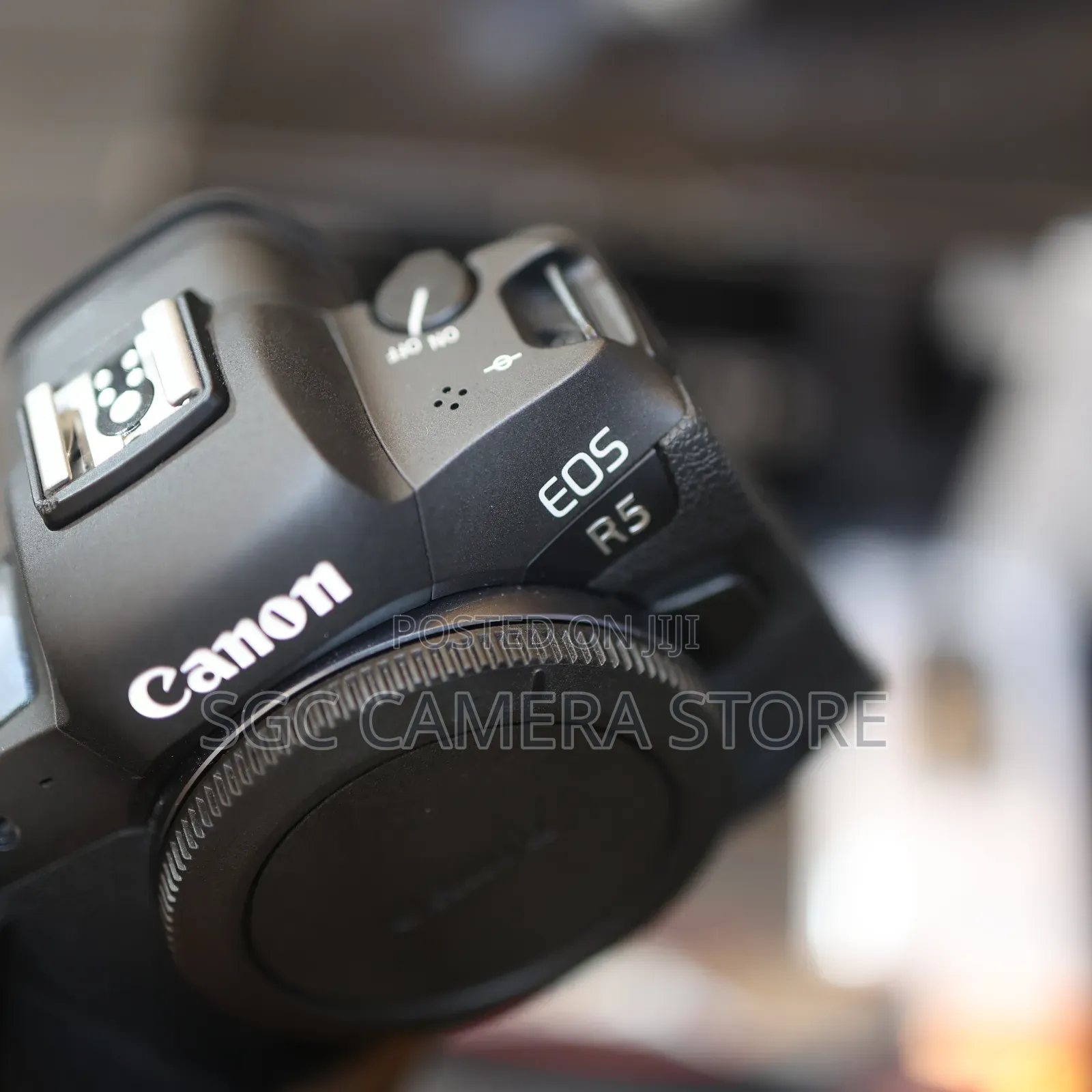 Canon Eos R5 // Like New // 8 Months Warranty Included