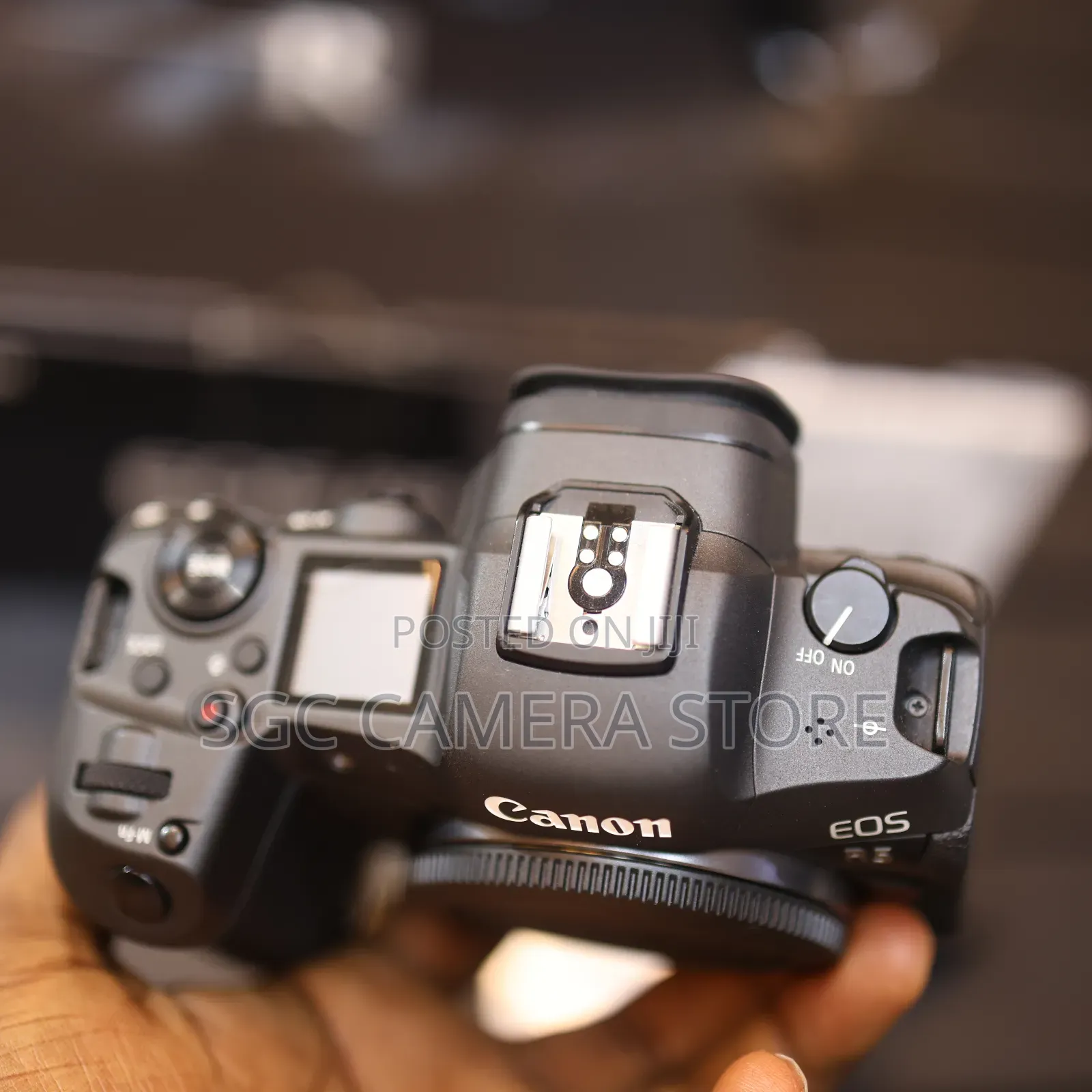 Canon Eos R5 // Like New // 8 Months Warranty Included