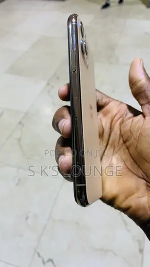 Apple iPhone 11 Pro 64 GB Gold