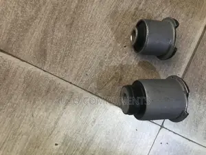 Range Rover Sport 2009 - 2010 Upper Arm Bushings