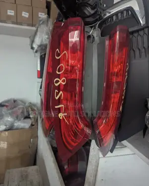 Cr-v 2015 Taillight Available