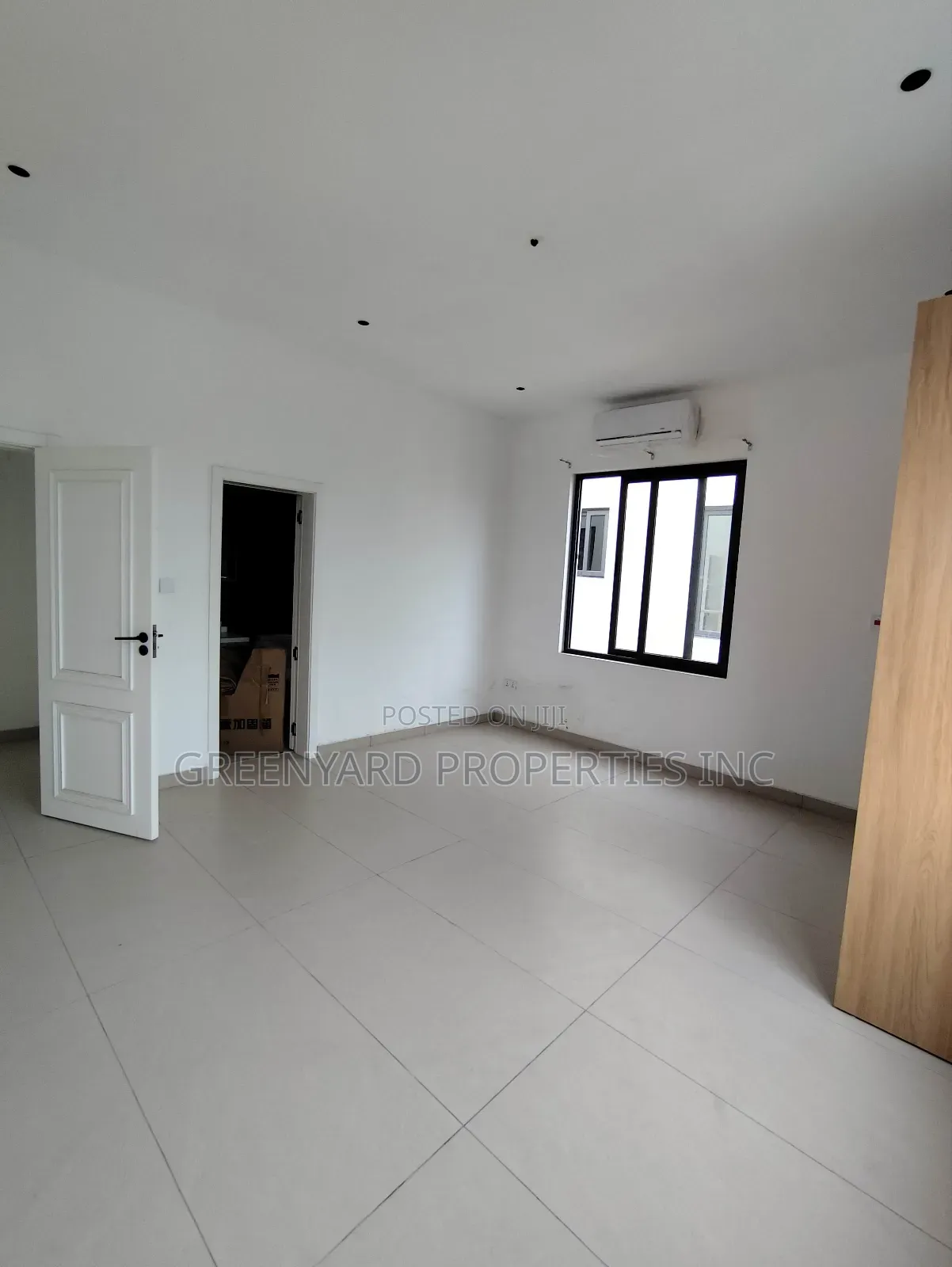 4bdrm House in School Junction, Ashaley Botwe for sale