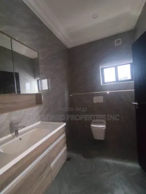 5bdrm Mansion in Trasacco, Adjiriganor for sale