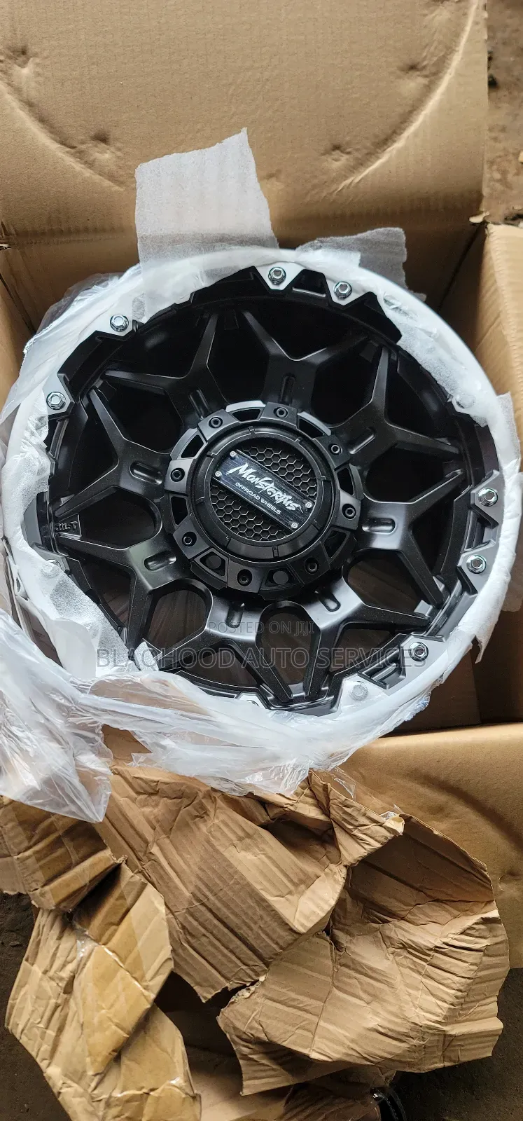 Rim for Pickup Trucks Available. Toyota/Nissan/Ford/Mazda
