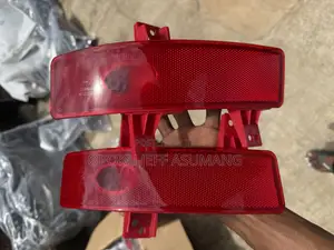 CRV 2020-2022 Back Bumper Reflector