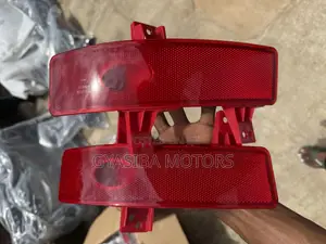 CRV 2020-2022 Back Bumper Reflector