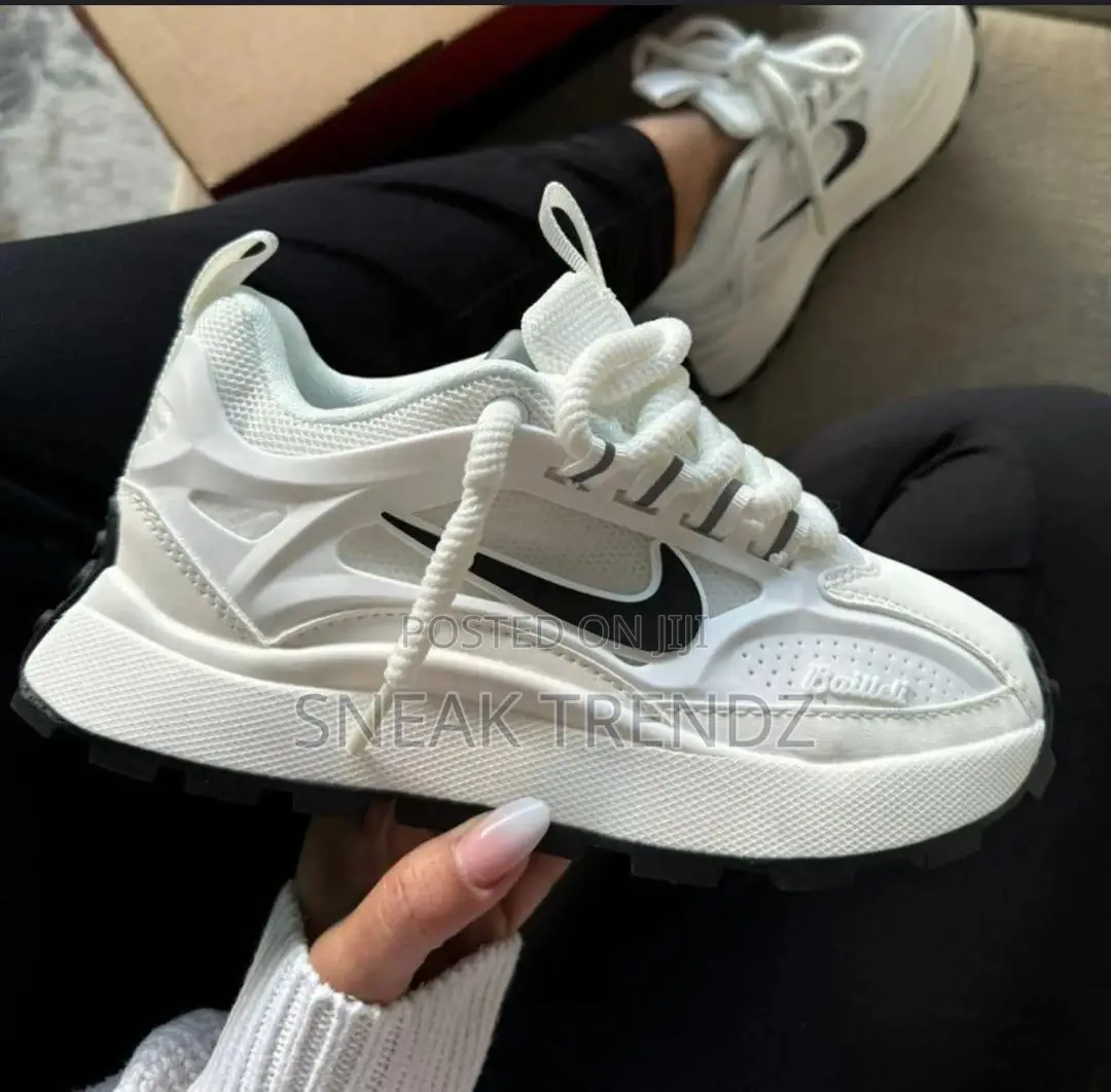 Original Air Nike Black and White