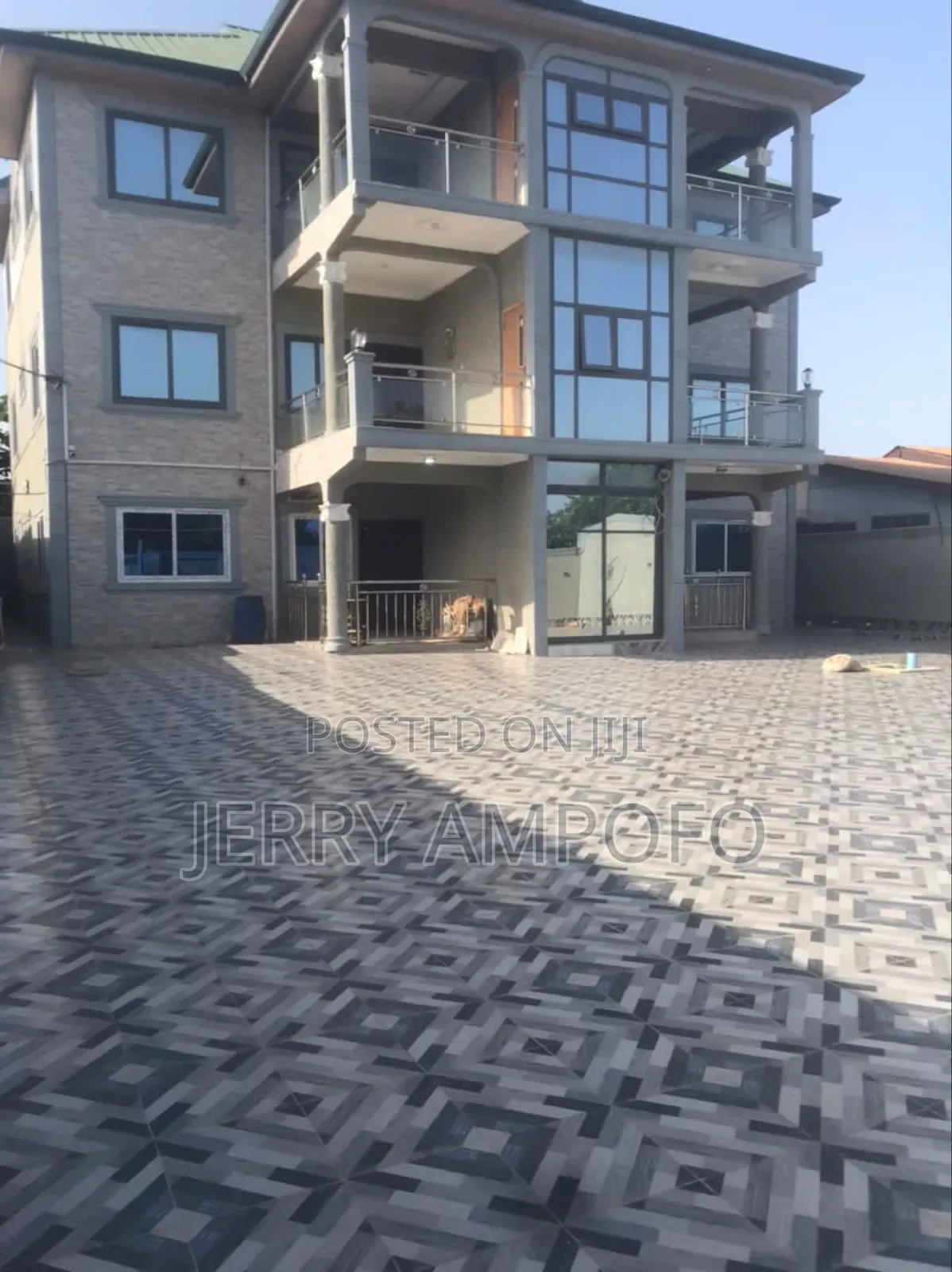 2bdrm Apartment in Market for rent