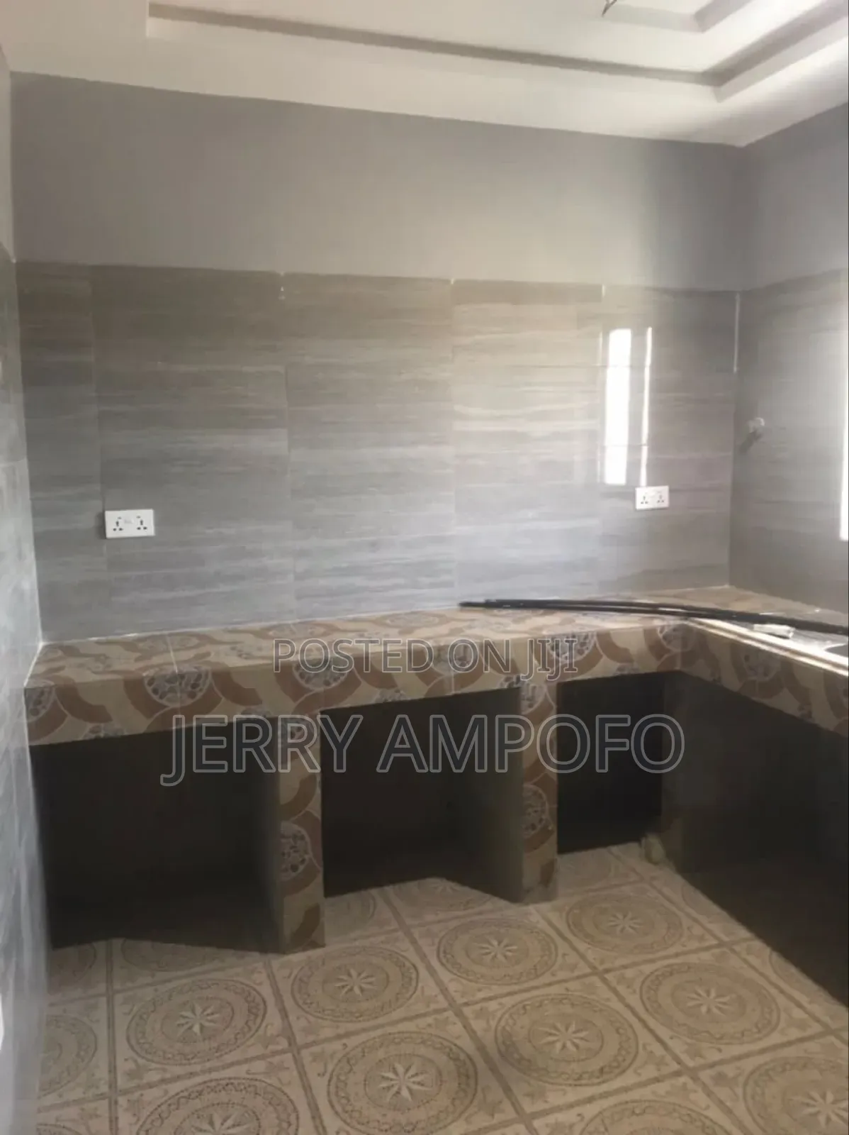 2bdrm Apartment in Market for rent
