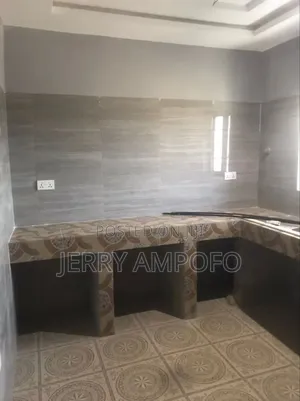 2bdrm Apartment in Market for rent