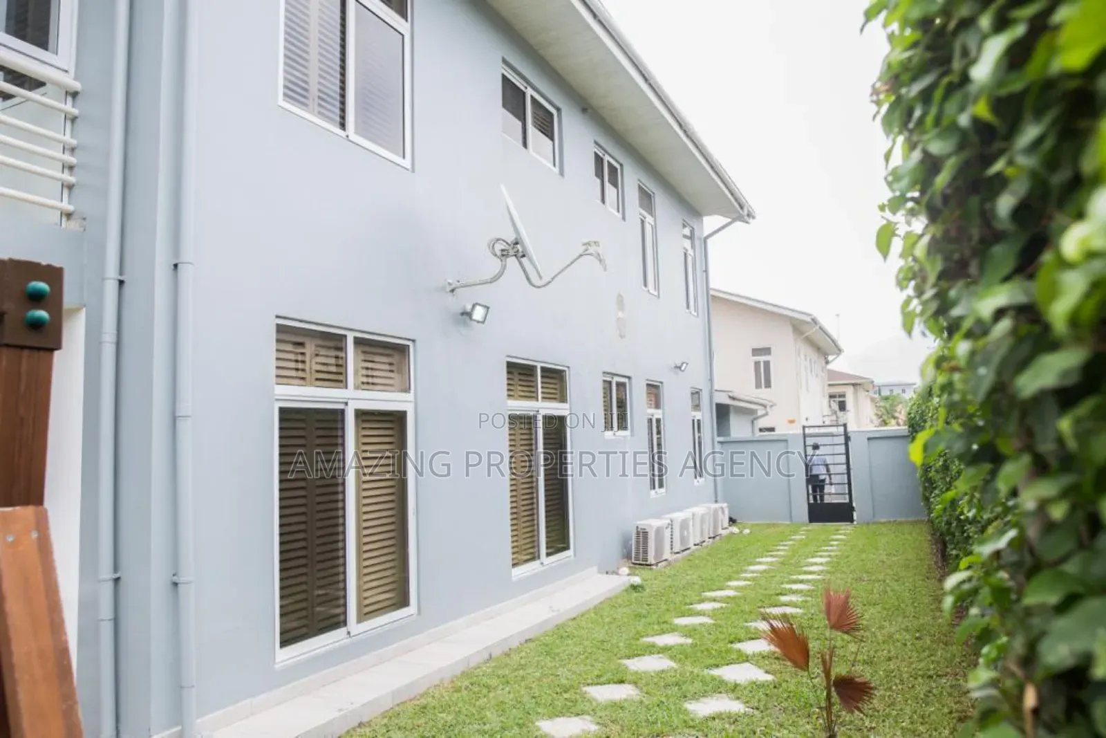 Furnished 5bdrm House in Ridge for sale