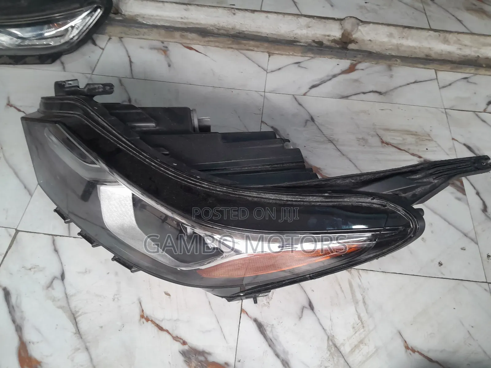 Chevrolet Equinox 2018 Headlight Pair
