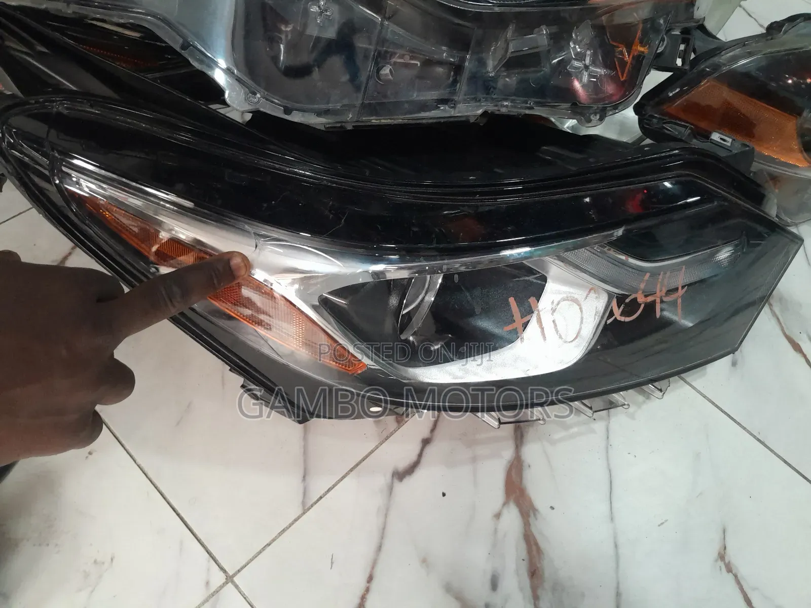 Chevrolet Equinox 2018 Headlight Pair