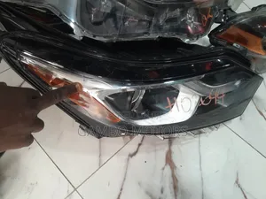Chevrolet Equinox 2018 Headlight Pair