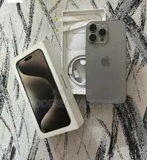 New Apple iPhone 15 Pro Max 256 GB Silver