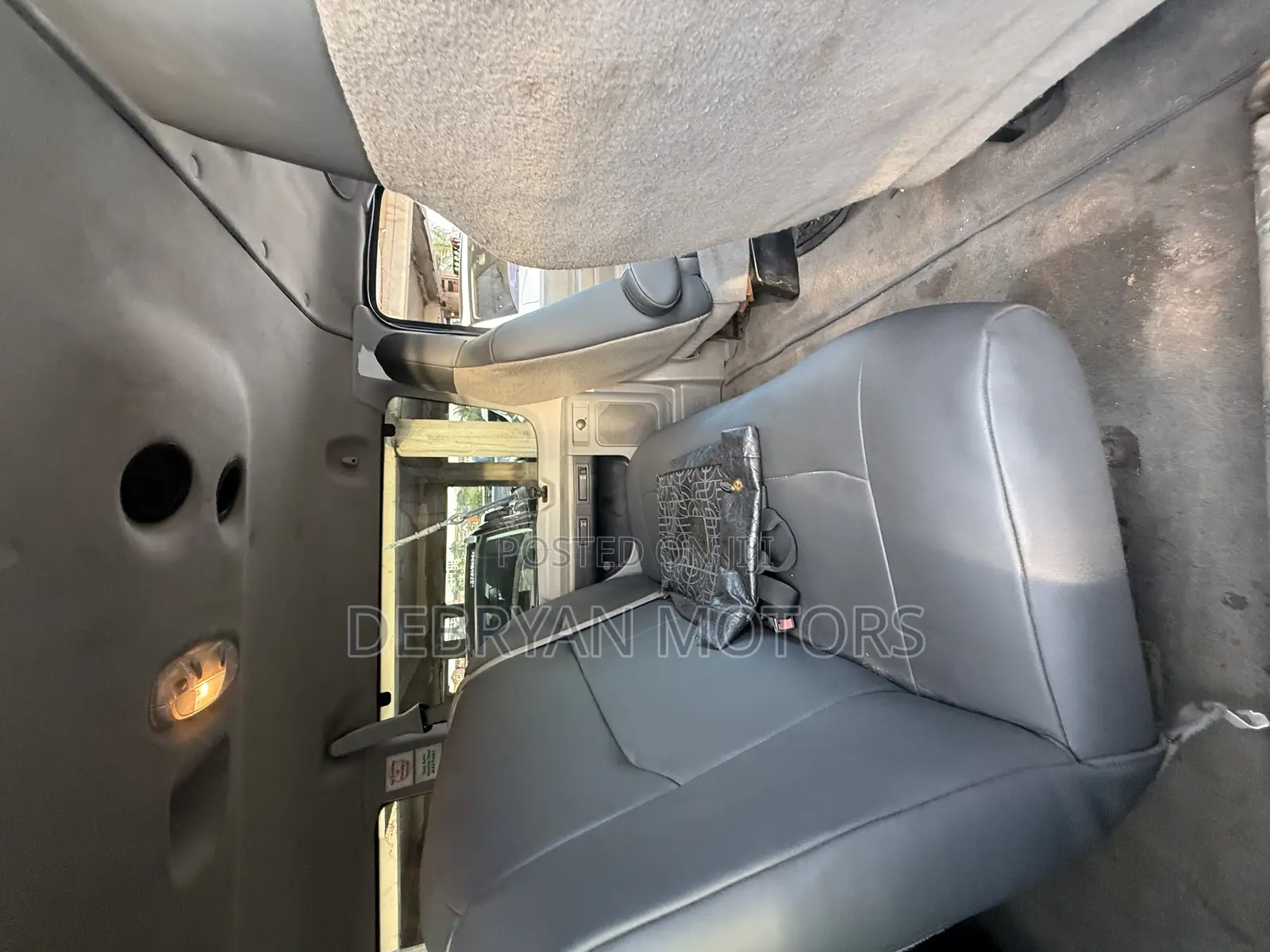 Ford E350 2013 Blue