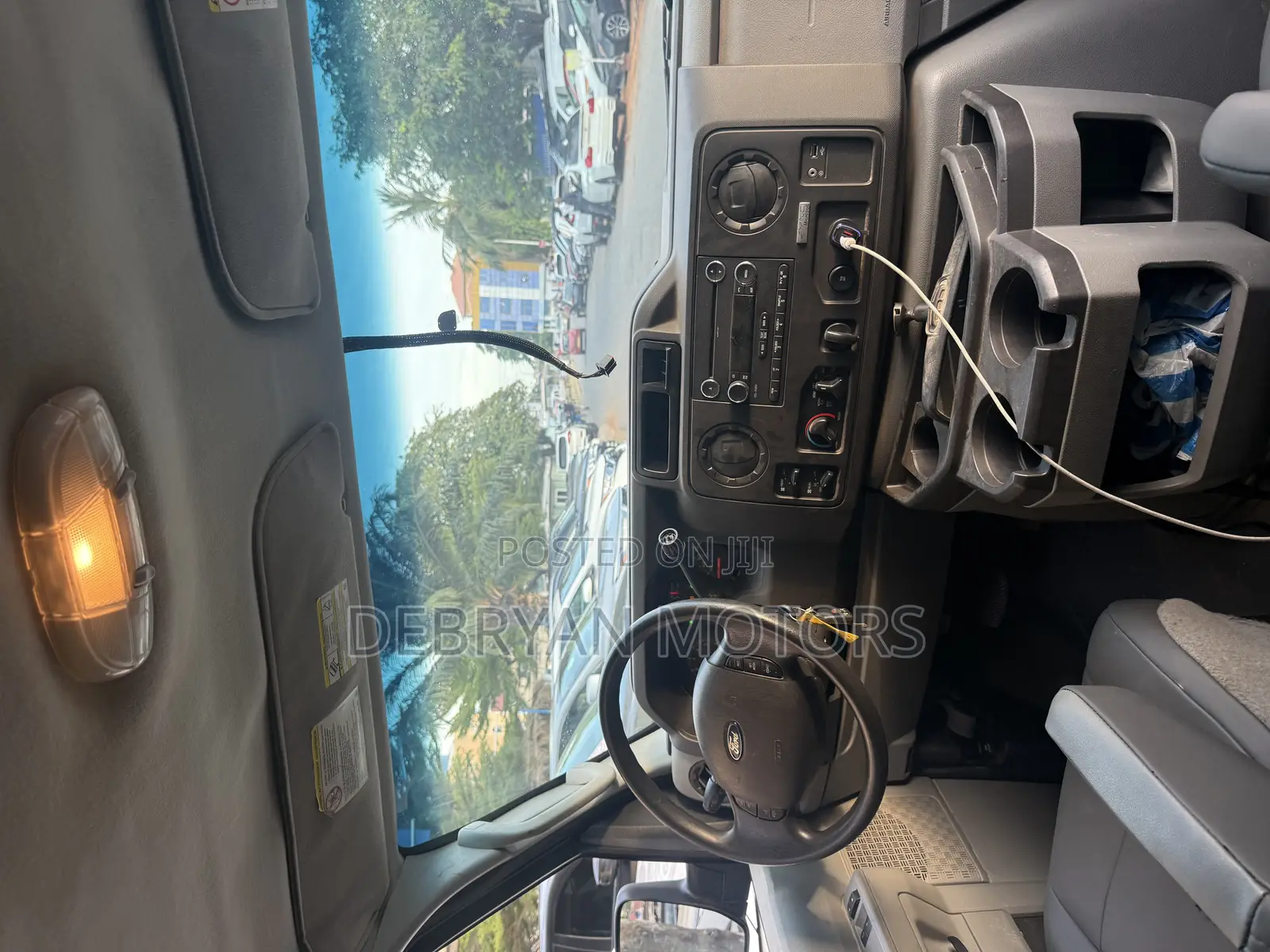 Ford E350 2013 Blue