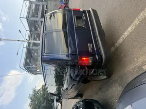 Ford E350 2013 Blue