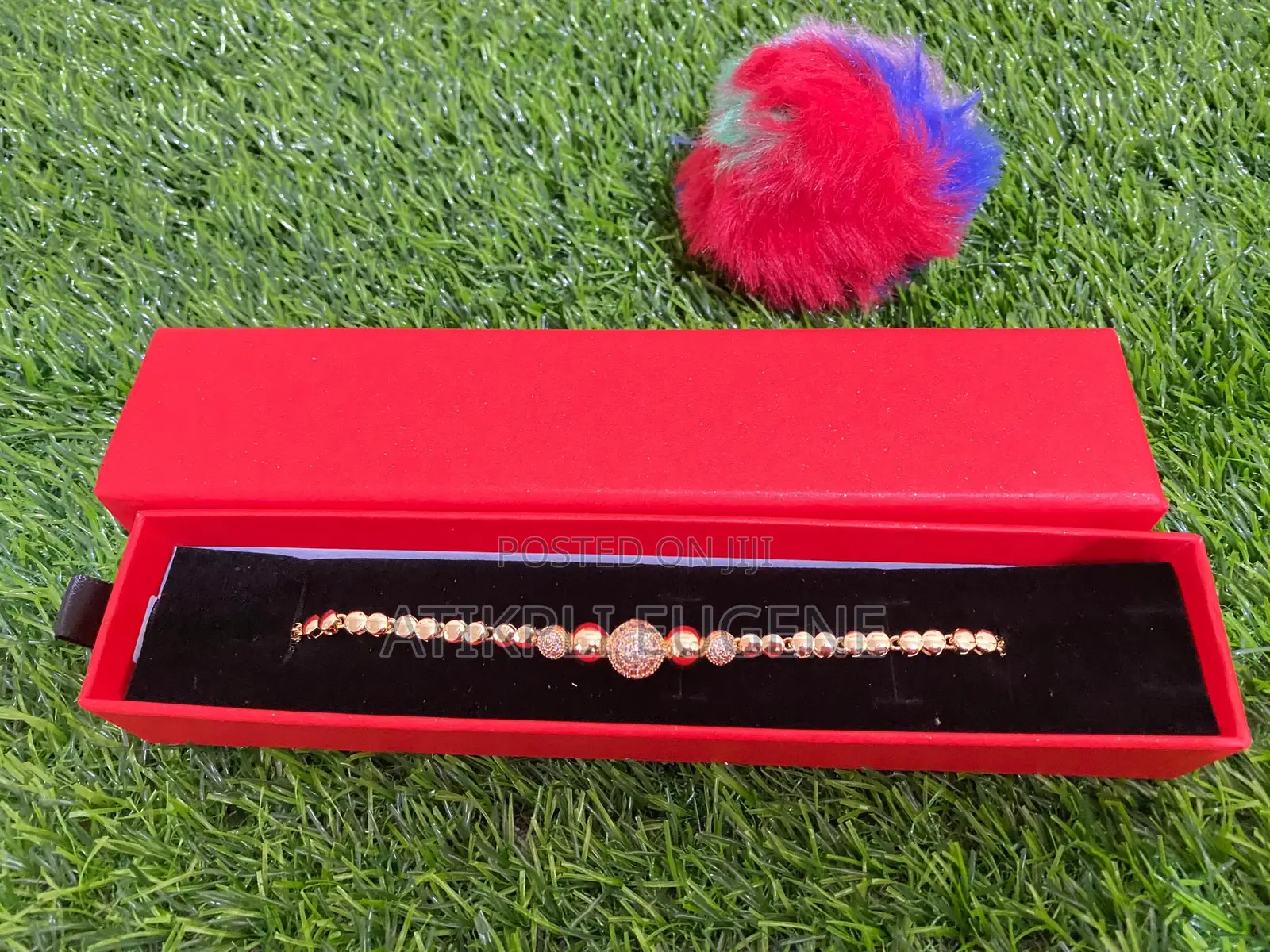 Jewelries World