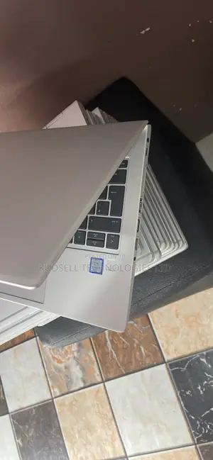 Laptop HP EliteBook 830 G6 16GB Intel Core I5 SSD 256GB