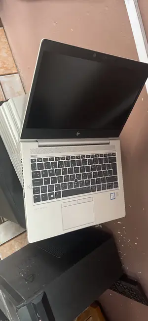 Laptop HP EliteBook 830 G6 16GB Intel Core I5 SSD 256GB