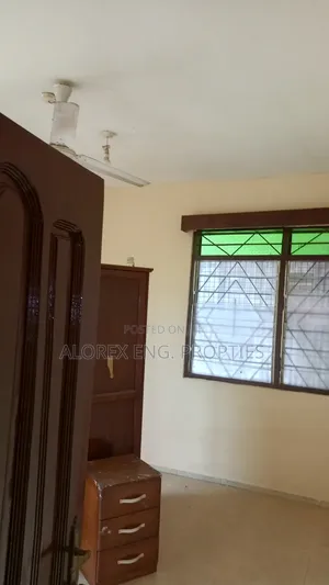 3bdrm Apartment in Barrier Area, Adenta for rent