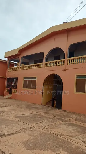 3bdrm Apartment in Barrier Area, Adenta for rent