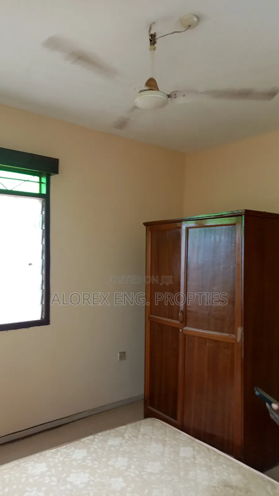 3bdrm Apartment in Barrier Area, Adenta for rent