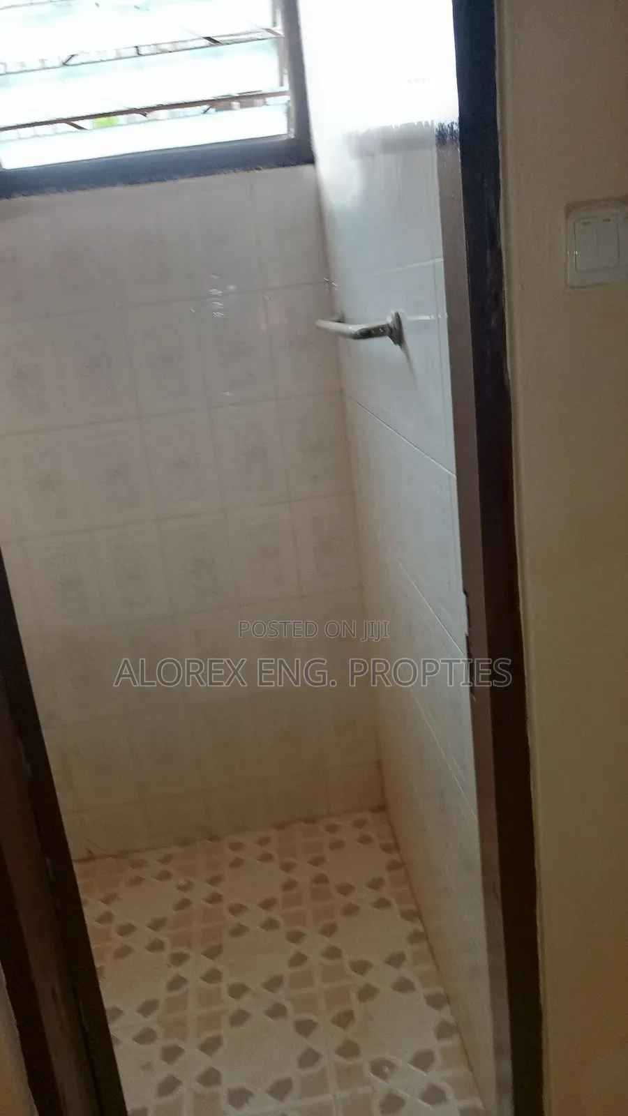 3bdrm Apartment in Barrier Area, Adenta for rent