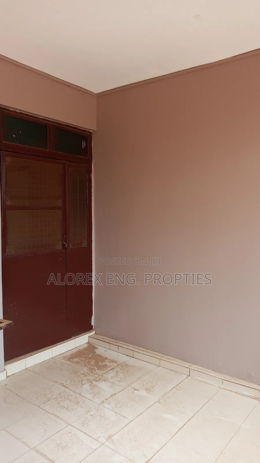 3bdrm Apartment in Barrier Area, Adenta for rent