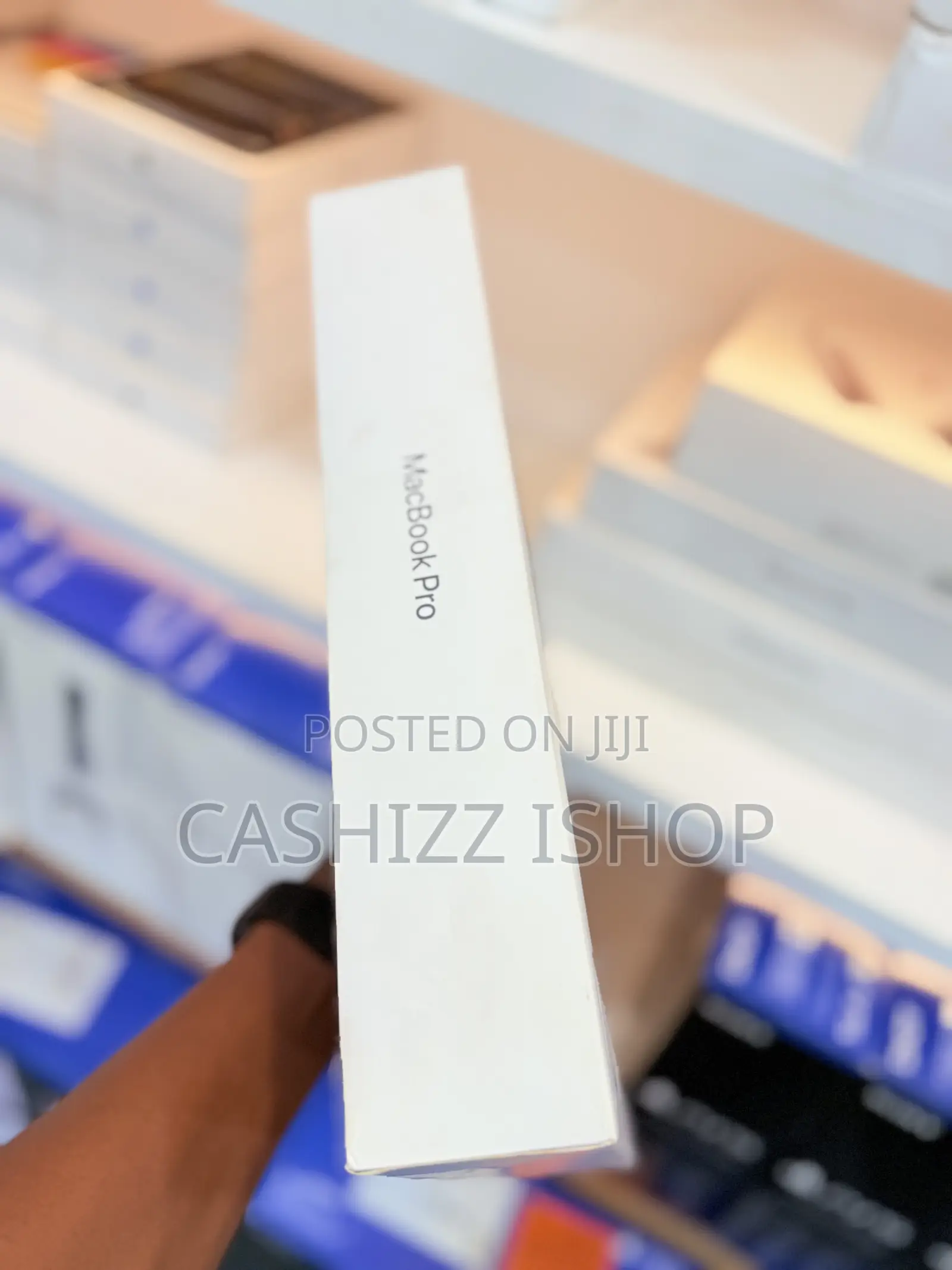 New Laptop Apple MacBook Pro 2024 M4 14-Inch 16GB Apple M4 Pro SSD 1T