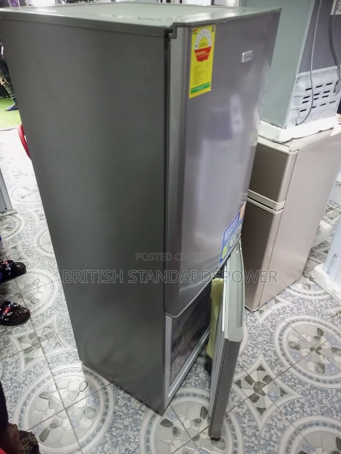 Fresh in Box Nasco Fridge Freezer 207l Energetic System Set