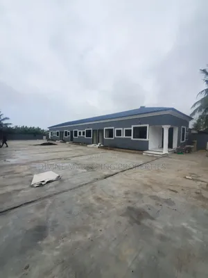 7bdrm House in Onyinase, Awoshie for sale