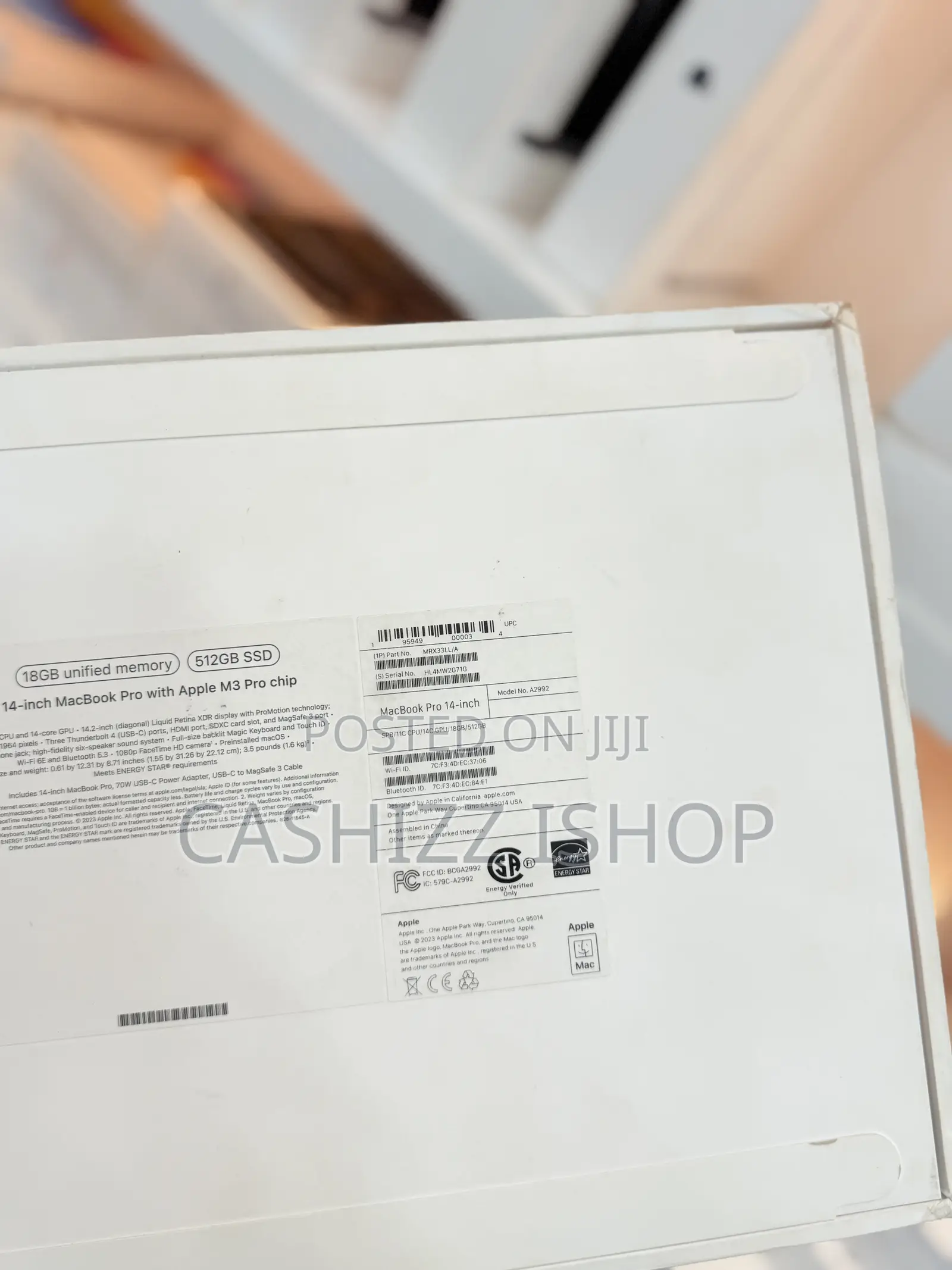 New Apple MacBook Pro 2023 M3 14-Inch 18GB Apple M3 Pro SSD 512GB
