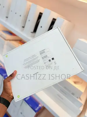 New Apple MacBook Pro 2023 M3 14-Inch 18GB Apple M3 Pro SSD 512GB