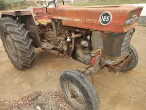 Massey Ferguson 165