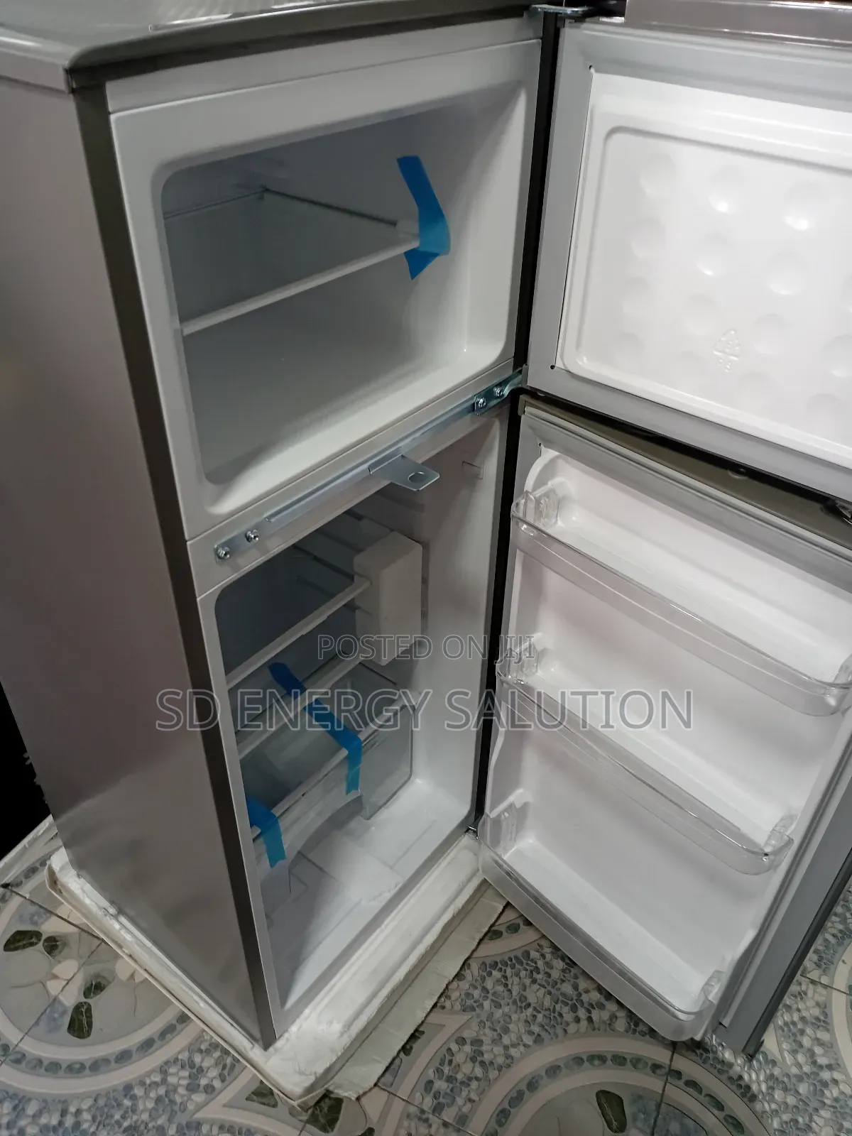 Gentle Roch Model 138 Fridge Freezer 117 Litres Fridge