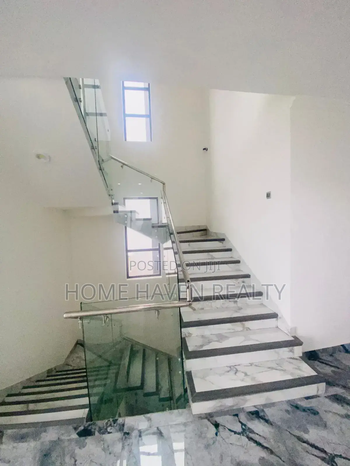 5bdrm House in Lagos Avenue, East Legon for rent