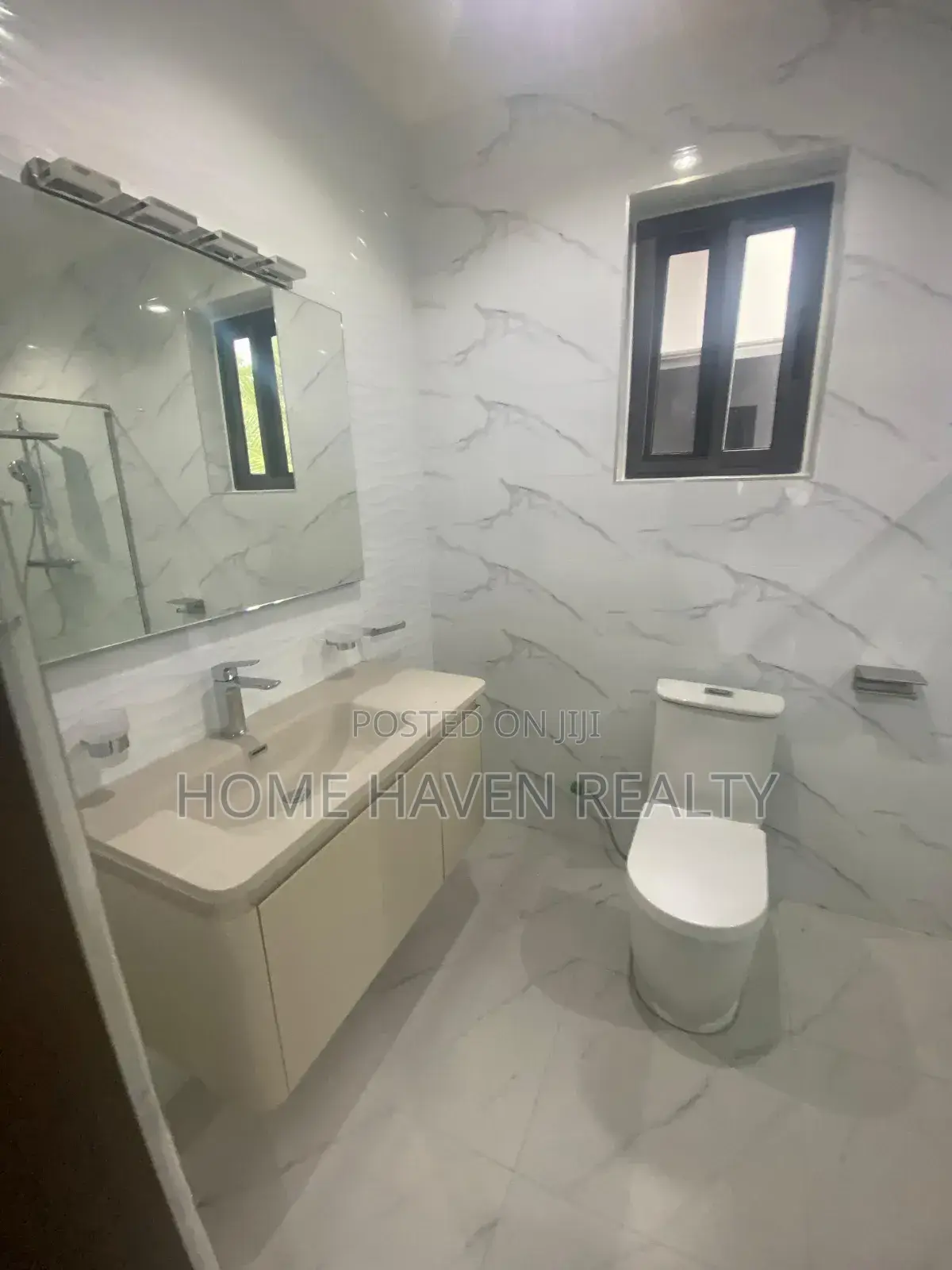 5bdrm House in Lagos Avenue, East Legon for rent